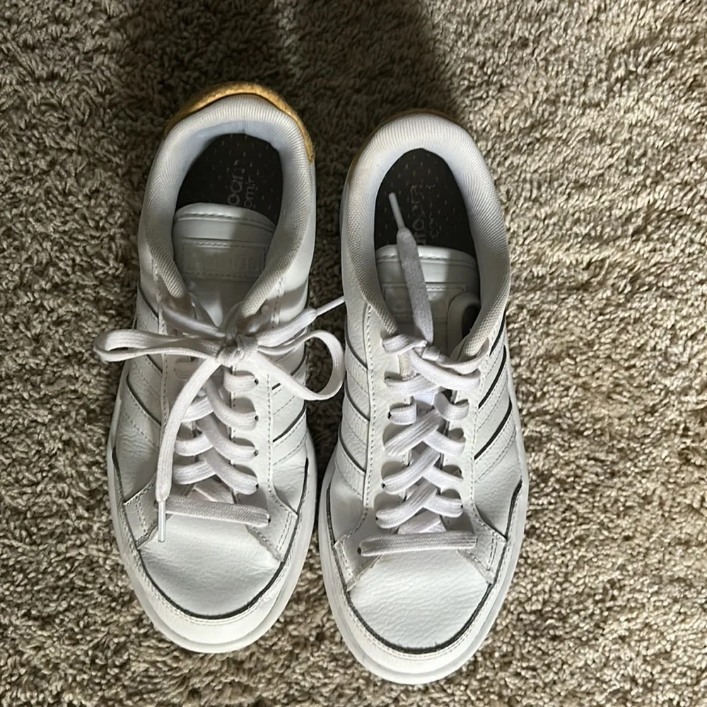 White Adidas leather sneakers - Picture 3 of 5